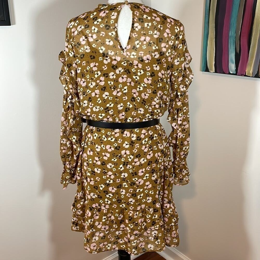 Floral Cottagecore/Prairie Style Ruffle Midi Dress - Picture 7 of 10